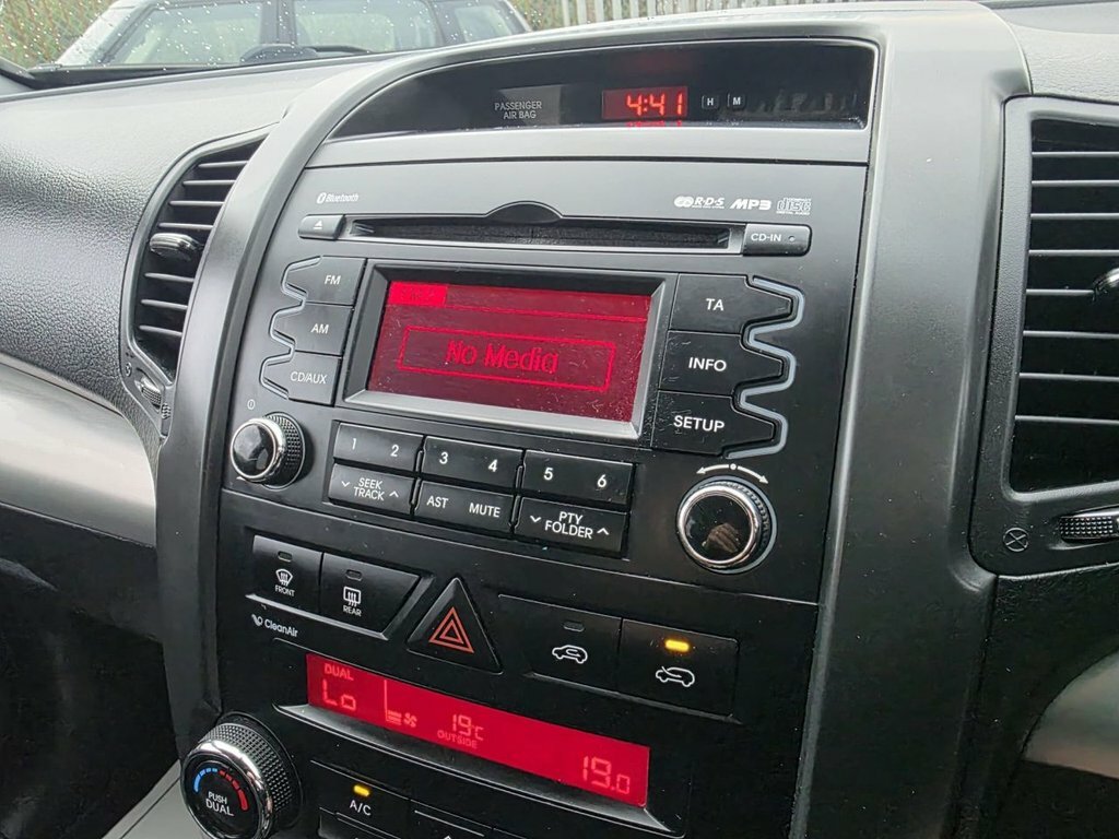 Kia Sorento Black #24