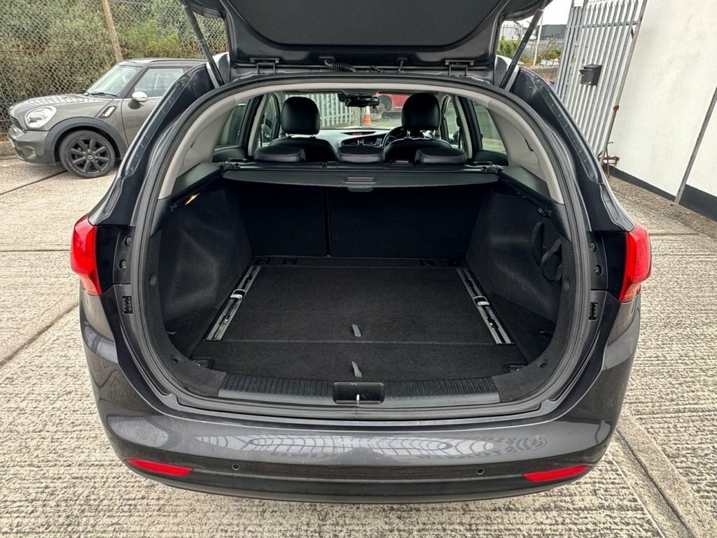 Kia Ceed 1.6L 4 Tech LD15MMF Silver #6