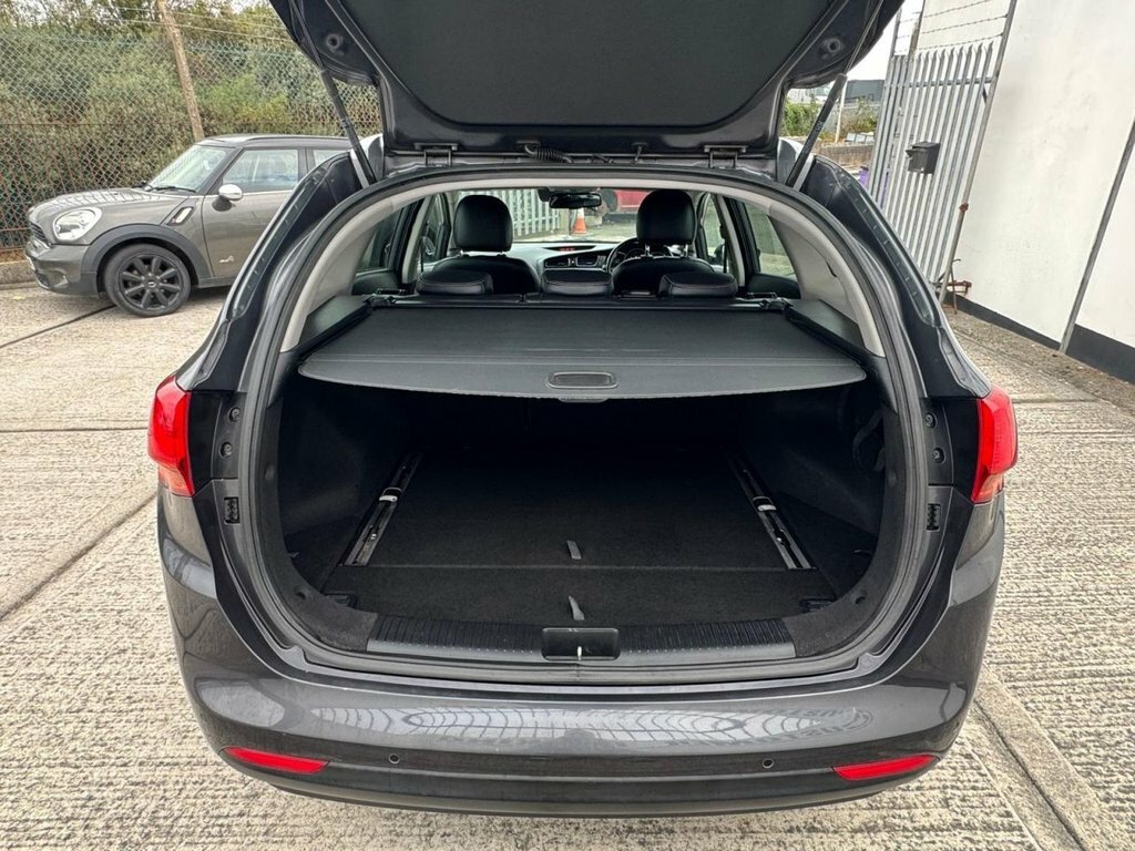 Kia Ceed 1.6L 4 Tech LD15MMF Silver #5