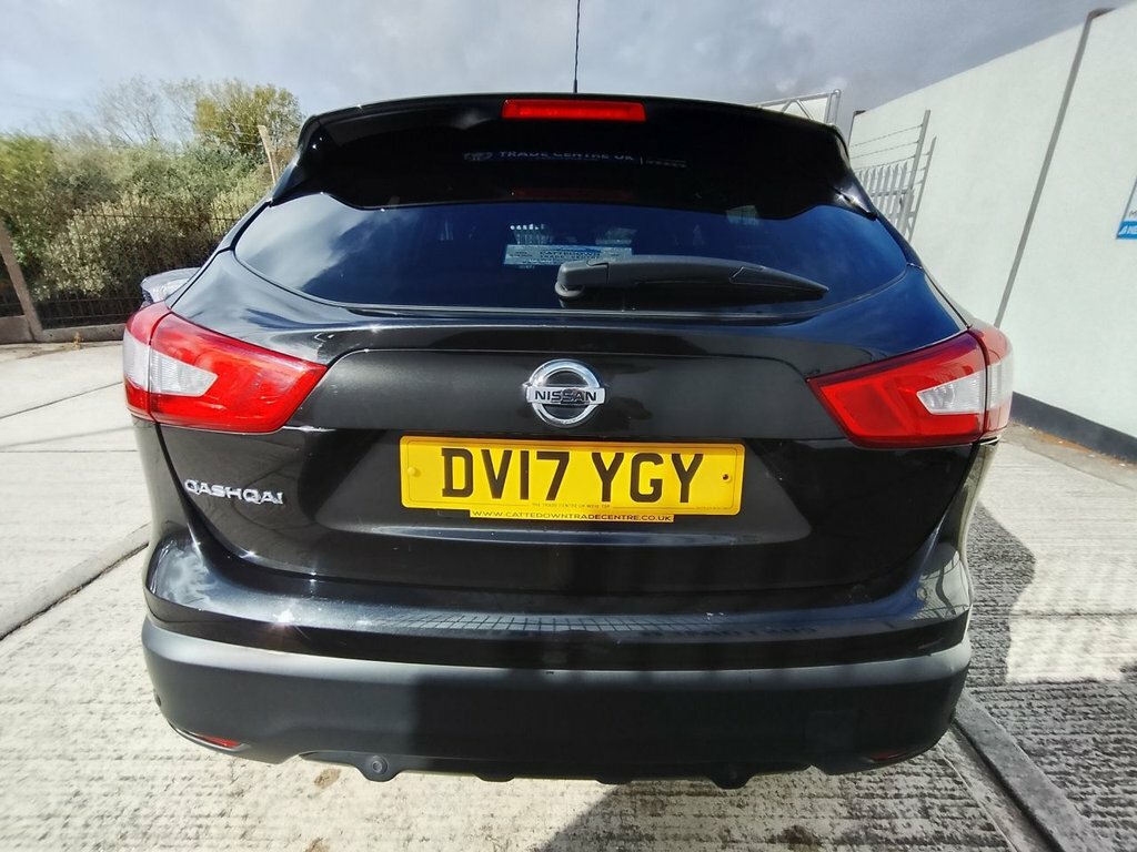Nissan Qashqai 1.5L N-vision DV17YGY Black #4
