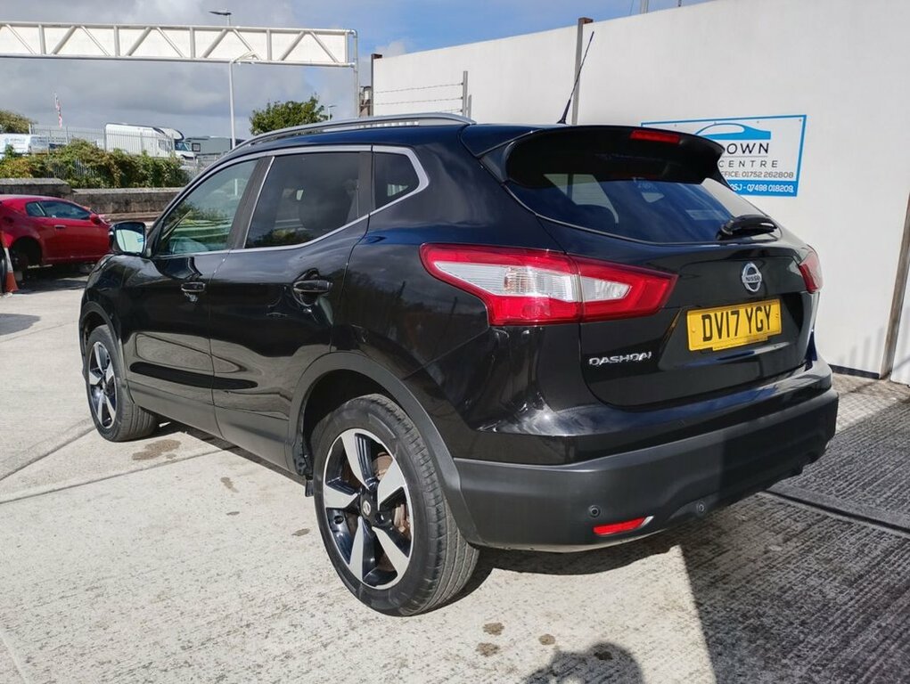 Nissan Qashqai 1.5L N-vision DV17YGY Black #3