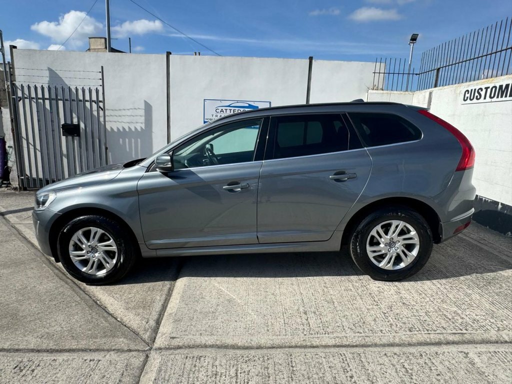 Volvo XC60 2.4L Se YC16DVZ Grey #2