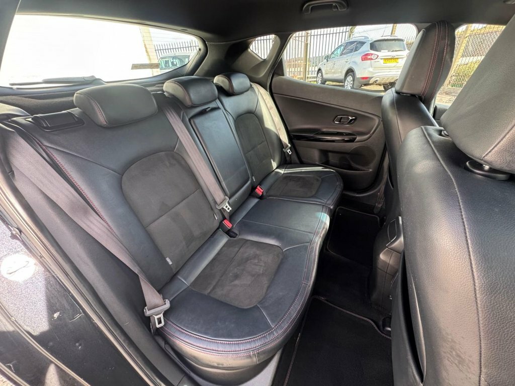 Kia Ceed Ceed Sr7 White #14