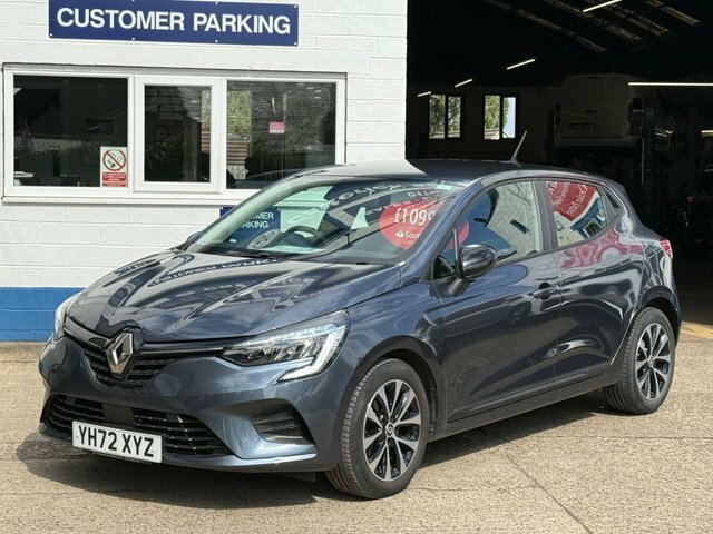 Renault Clio Tce Evolution Hatchback YH72XYZ Grey