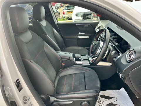 Mercedes-Benz GLB Class 1.3 Glb200 Amg GY22BNF White #4