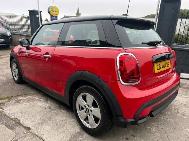 Mini Hatch 2021 1.5 Cooper Classic Hatchback Manua ST21MBO Red #6