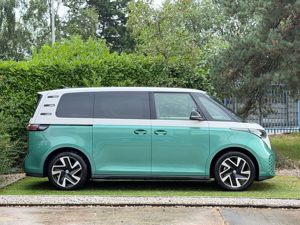 Volkswagen ID.Buzz Mpv White #2