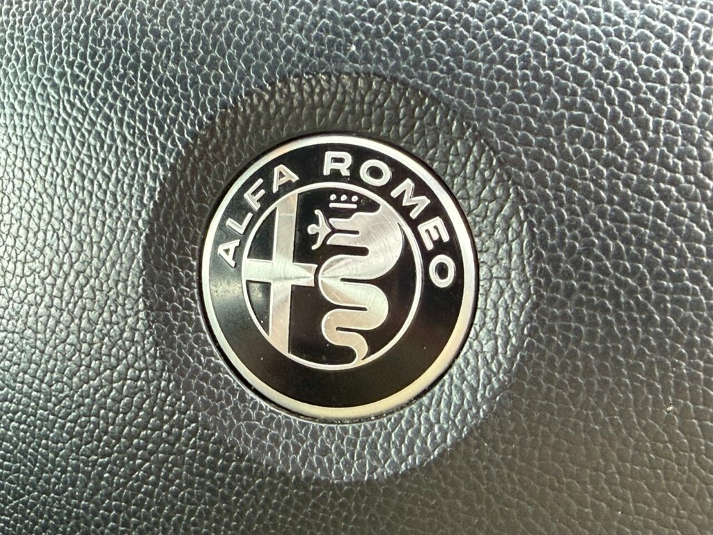 Alfa Romeo MiTo Hatchback Red #10