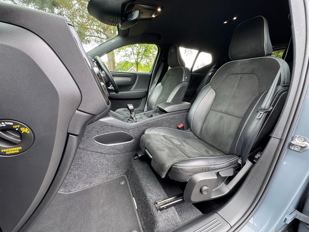 Volvo XC40 2.0 D3 R-design Suv Euro 6 Ss Grey #5