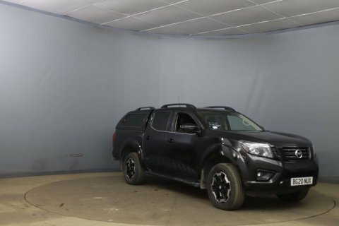 Nissan Navara 2.3 Navara N-guard Black