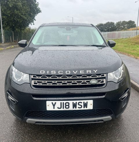 Land Rover Discovery Sport 2.0 Discovery Sport Black #2
