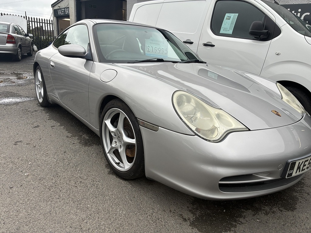 Porsche 911 996 Carrera 2 Silver