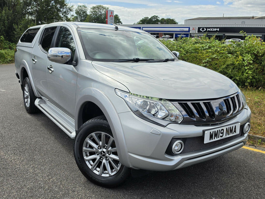 Mitsubishi L200 2.4 Di-d Dc Barbarian 4Wd Euro 6 Silver