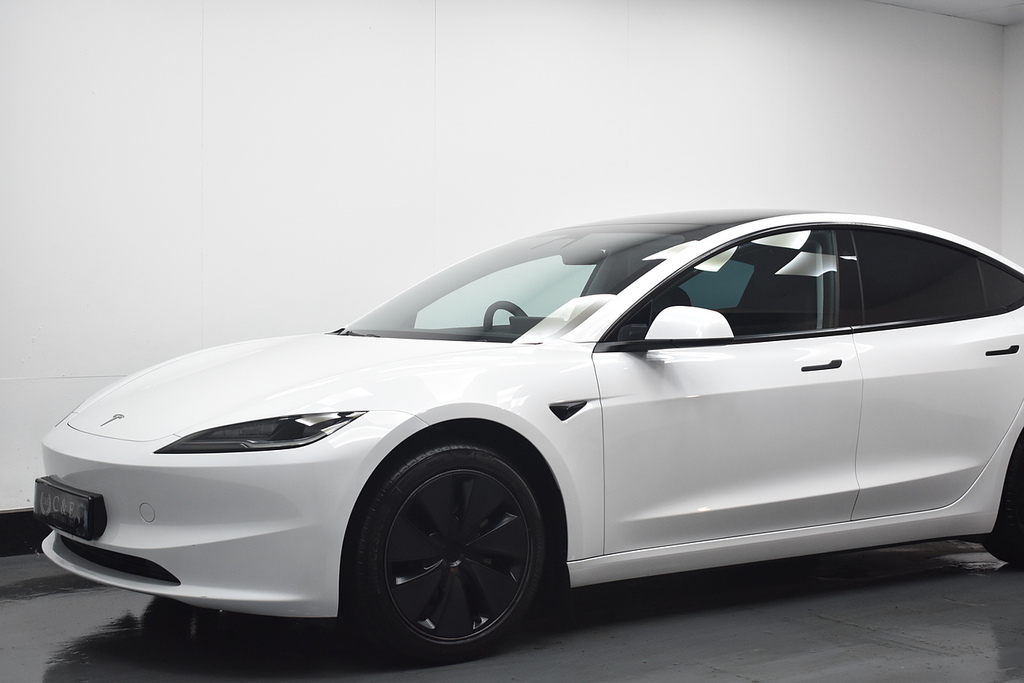 Tesla Model 3 Saloon BU25RYV White #3