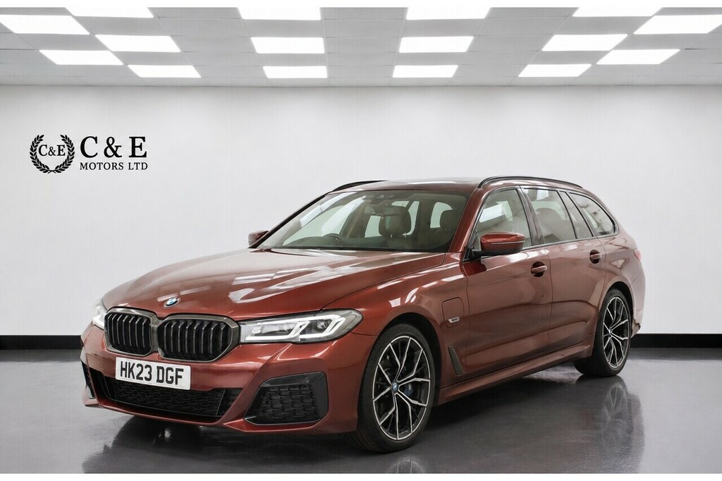 BMW 5 Series Estate Red