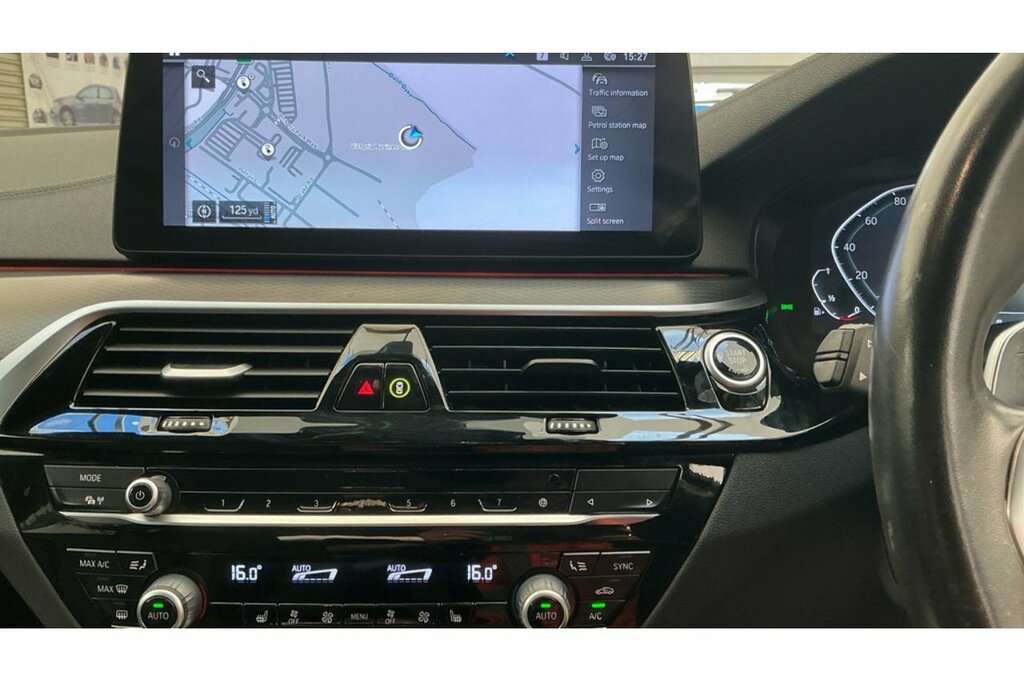 BMW 5 Series Estate HK23DGF Red #4