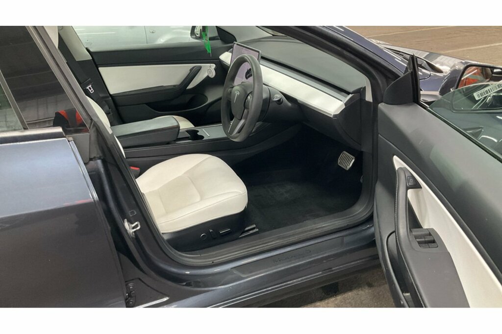 Tesla Model 3 Saloon LB70WPR Grey #3