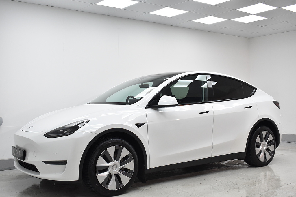 Tesla Model Y Suv AJ22ESF White #2