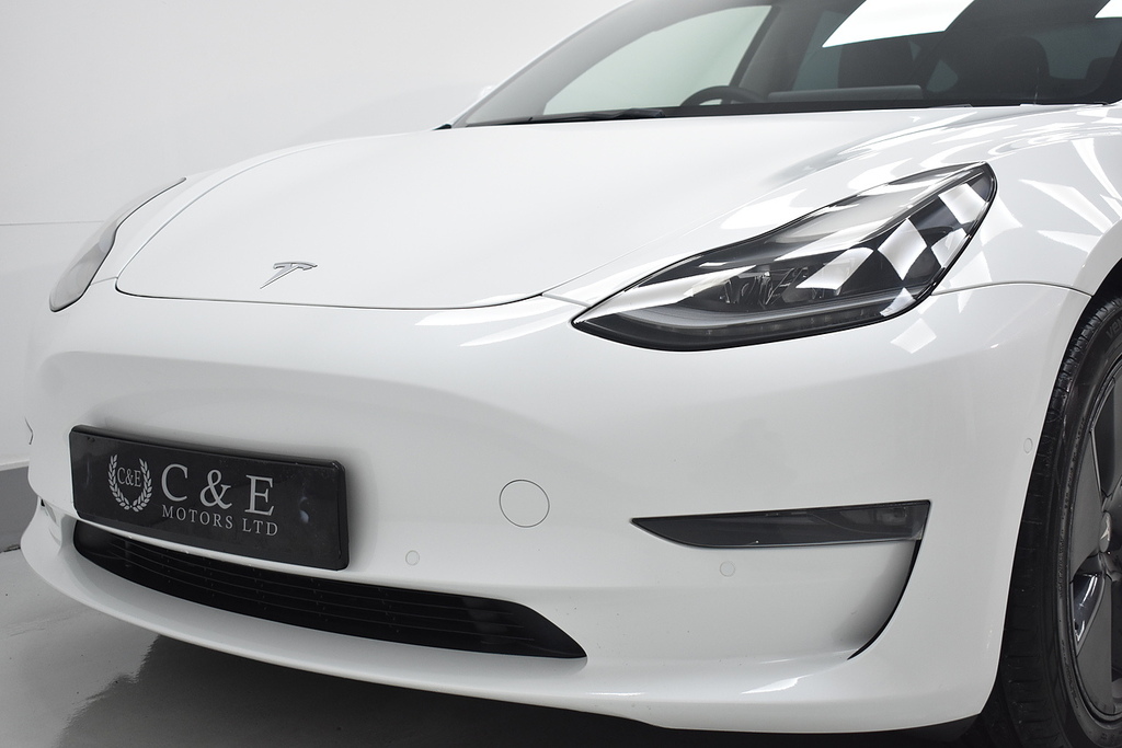 Tesla Model 3 Saloon BJ73KUN White #3