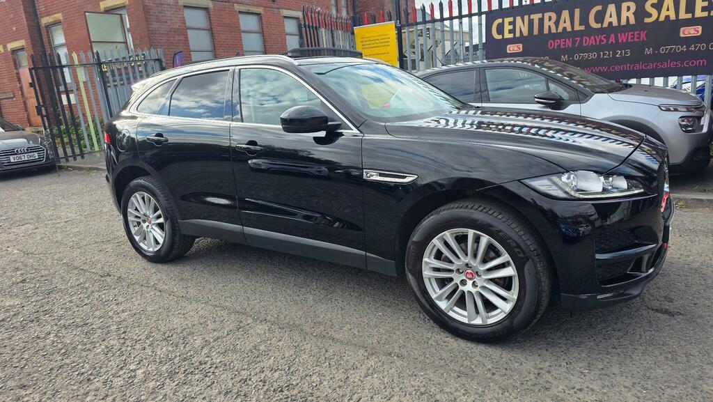 Jaguar F-Pace 2.0 D180 Portfolio Awd Euro 6 Ss OW16OPA Black #5