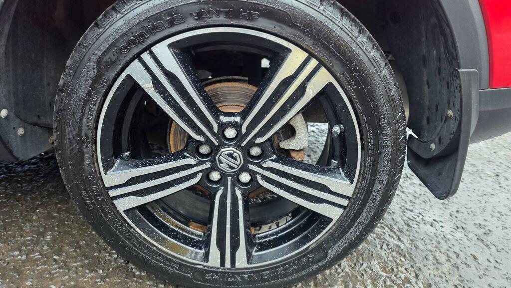 MG ZS Exclusive Blue #40