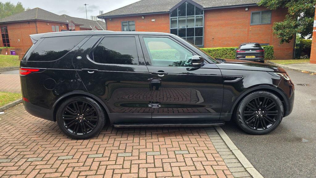 Land Rover Discovery Hse Black #4