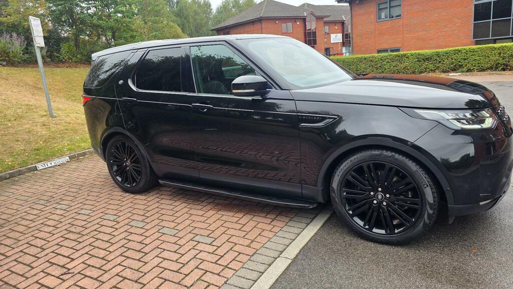 Land Rover Discovery Hse Black #3