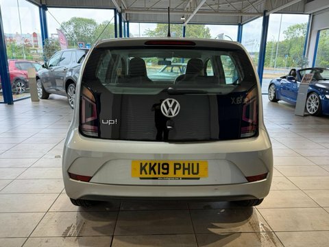 Volkswagen Up 1.0 Move Up Silver #4