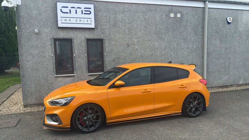 Ford Focus 2.3 T Ecoboost St Orange