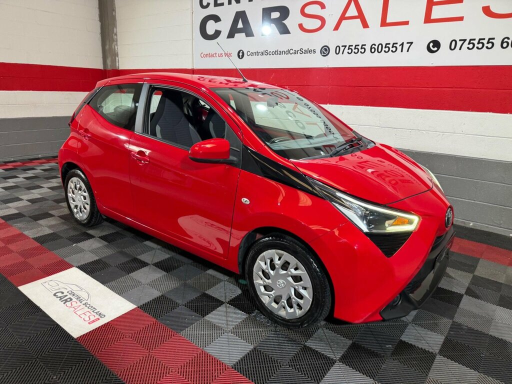 Toyota Aygo 1.0 Vvt-i X-play Euro 6 Red