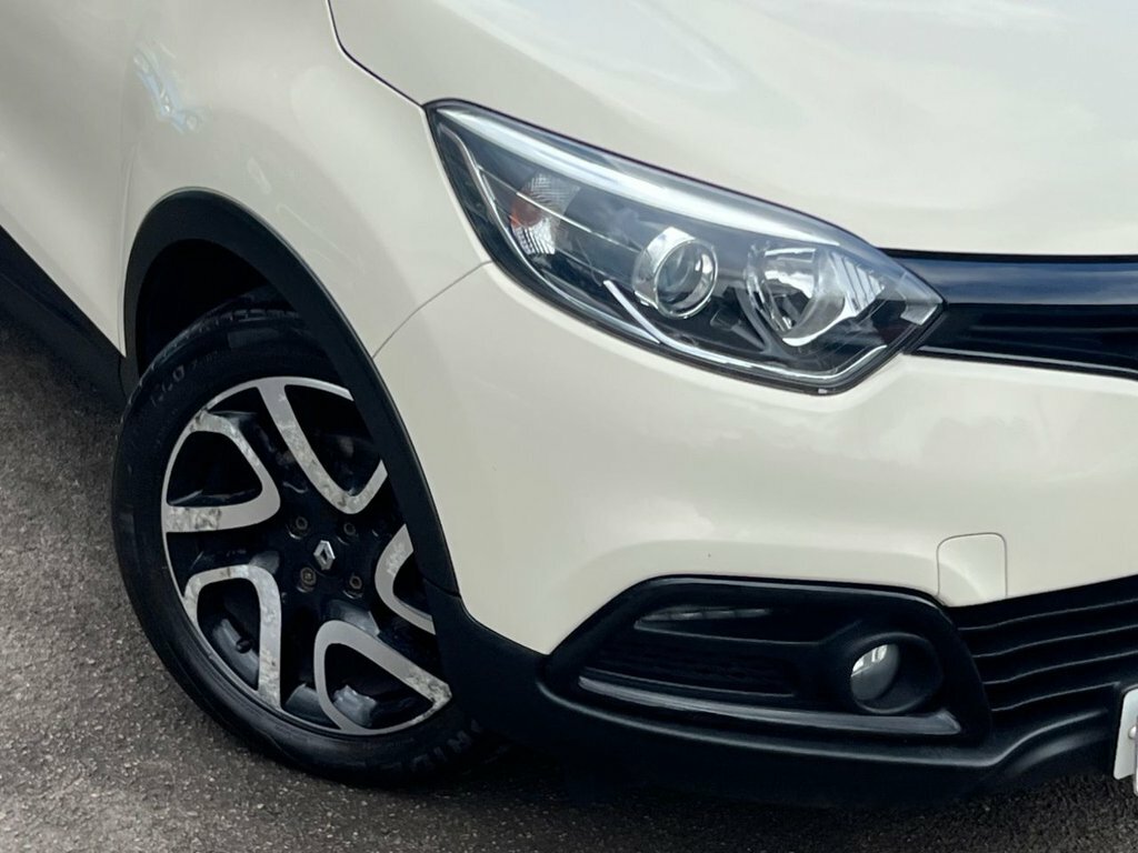 Renault Captur 1.5L Dynamique Medianav White #6