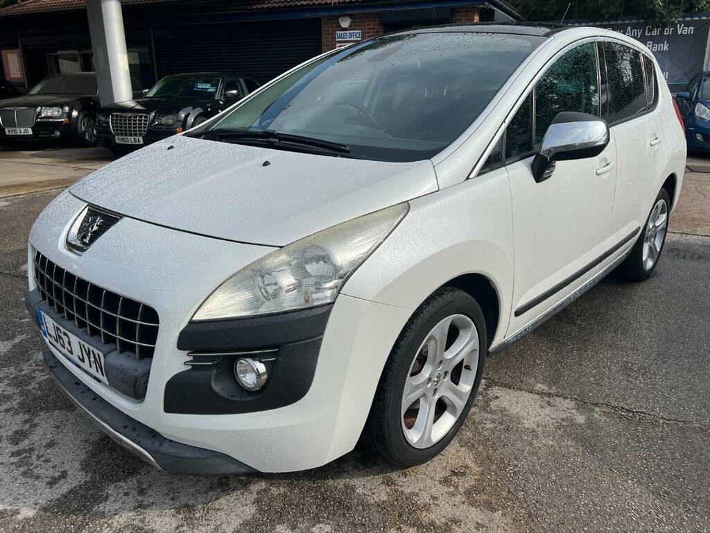 Peugeot 3008 1.6 E-hdi 115 Allure Egc White #4