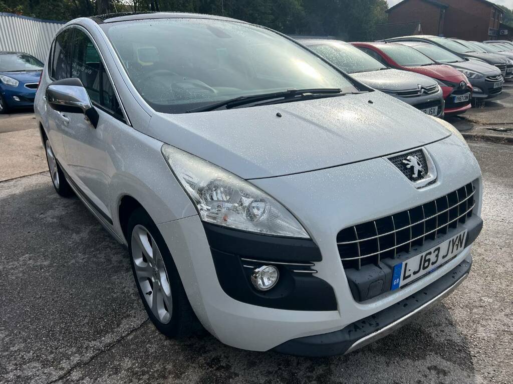 Peugeot 3008 1.6 E-hdi 115 Allure Egc White #2
