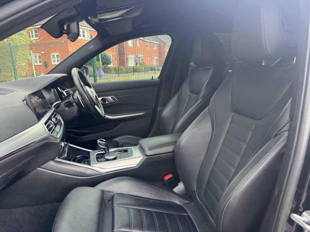 BMW 3 Series 318D Se Black #35