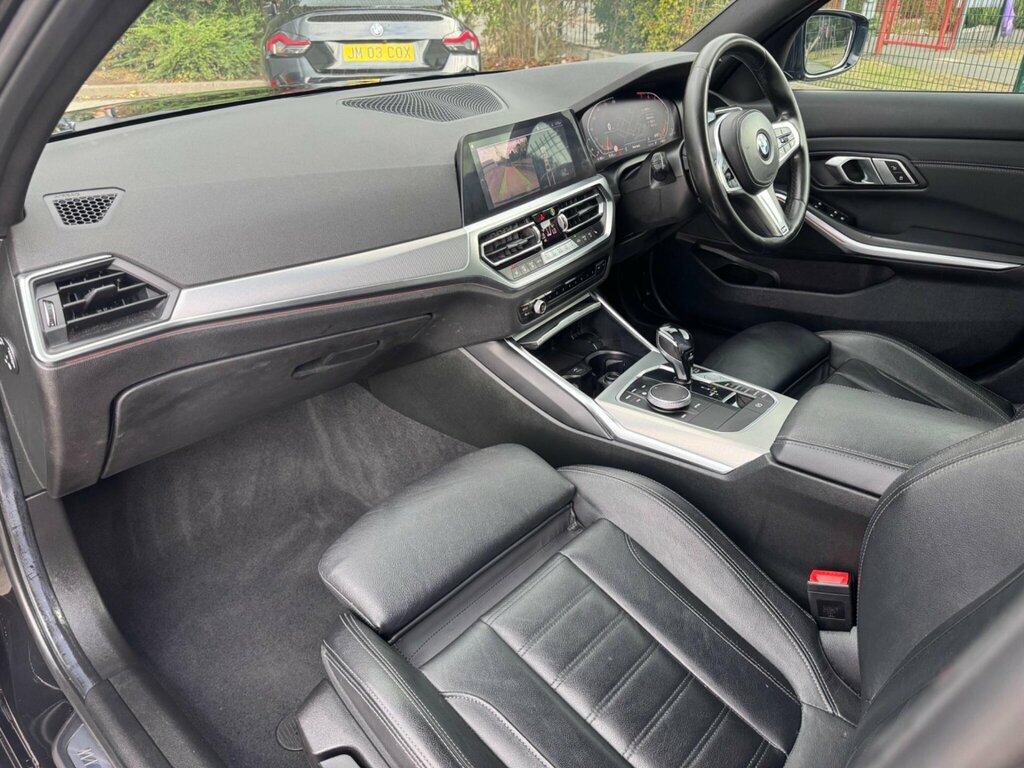 BMW 3 Series 318D Se Black #15