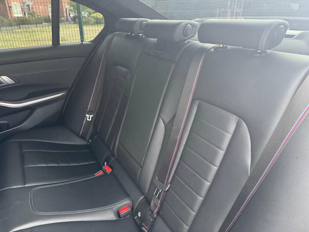 BMW 3 Series 318D Se Black #19