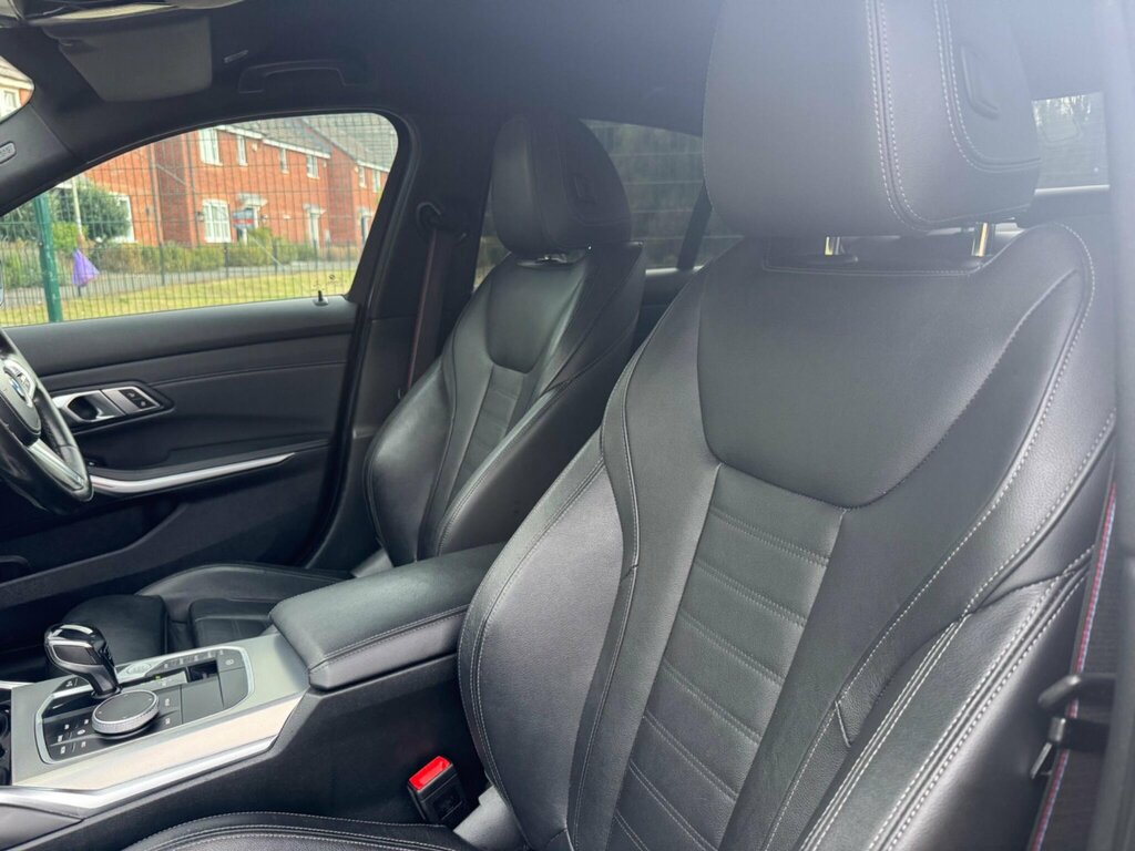 BMW 3 Series 318D Se Black #34
