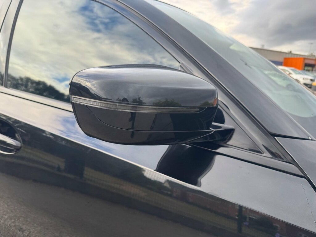 BMW 3 Series 318D Se Black #32