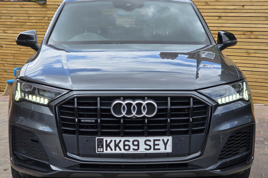 Audi Q7 Suv Grey