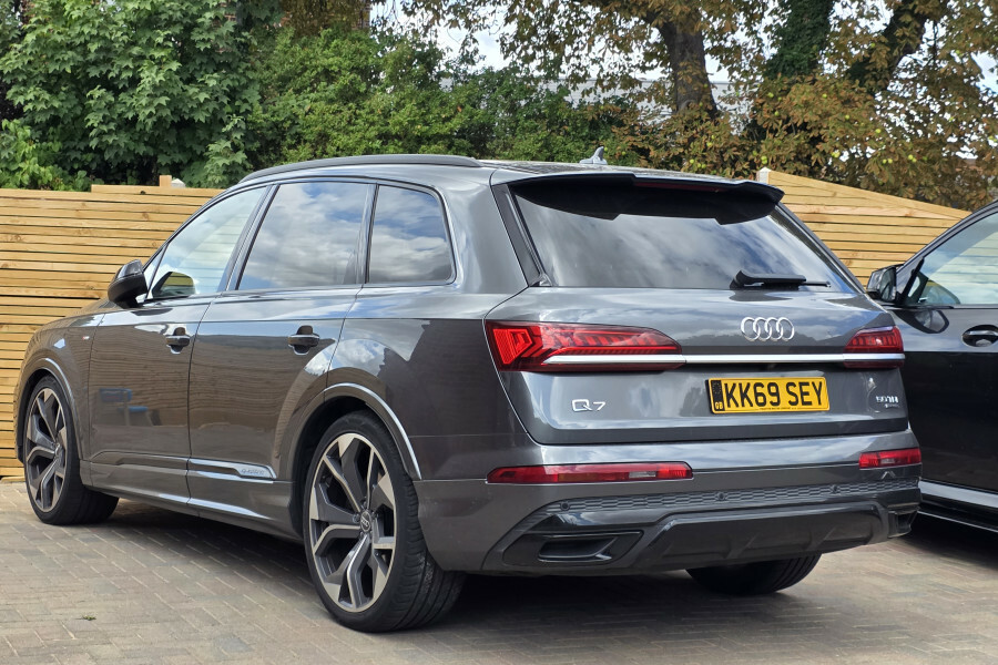 Audi Q7 Tdi V6 50 Black Edition Quattro Black #7