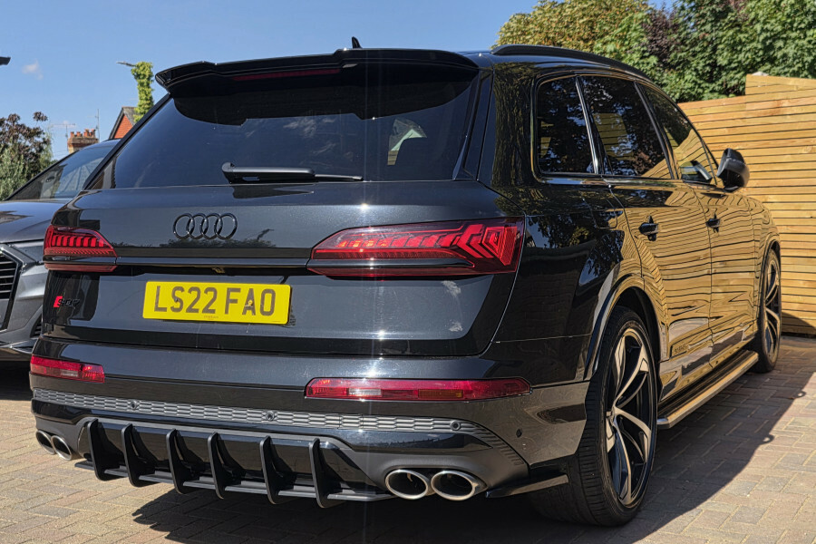 Audi SQ7 Suv Black #5