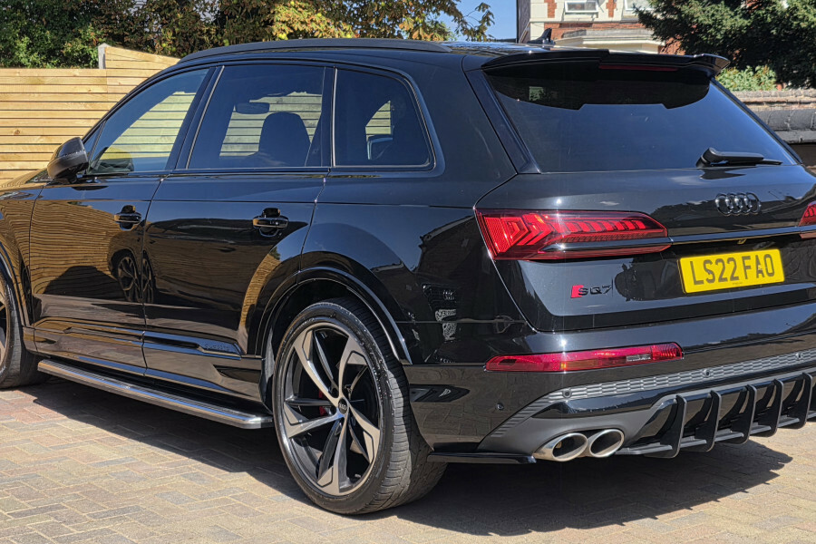 Audi SQ7 Suv Black #7