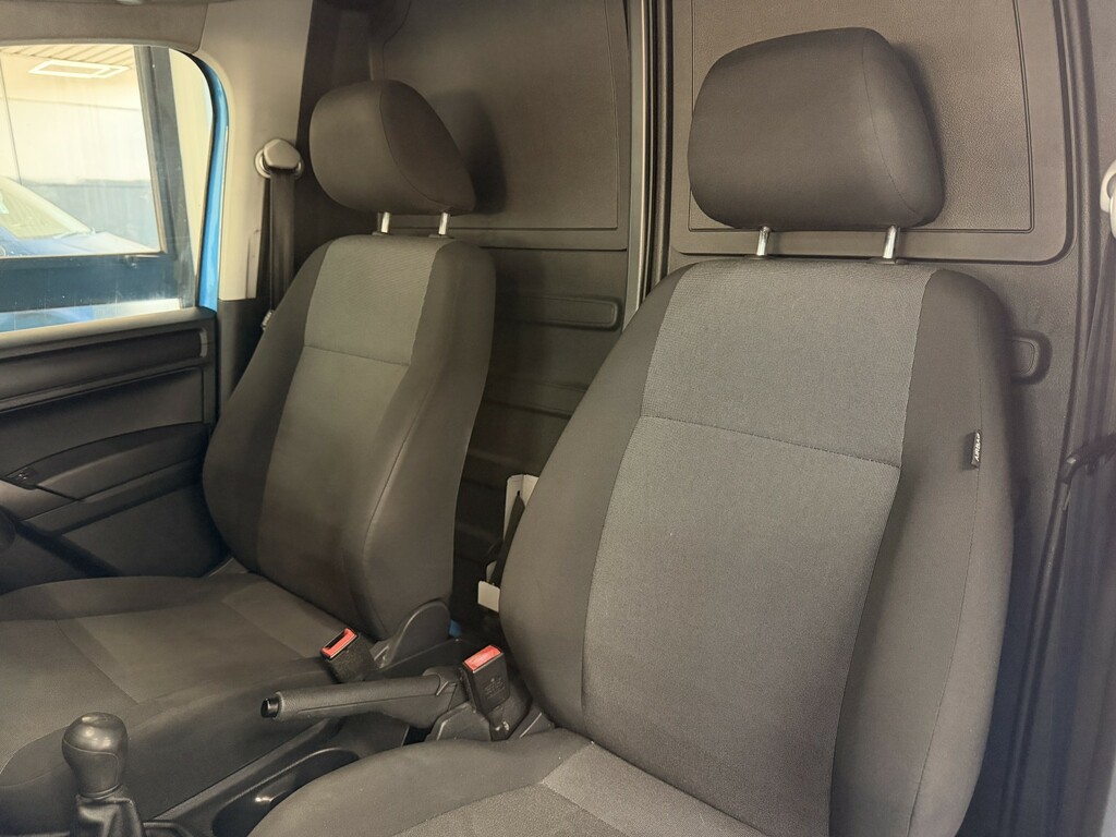 Volkswagen Caddy Maxi 2.0 Tdi C20 Bluemotion Tech Startline PF16MTV Blue #2
