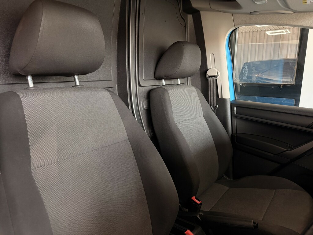 Volkswagen Caddy Maxi 2.0 Tdi C20 Bluemotion Tech Startline PF16MTV Blue #4