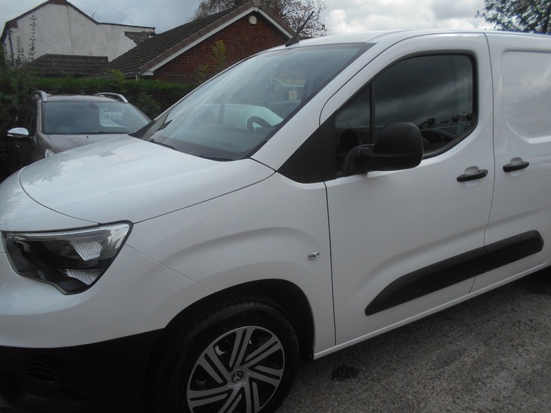 Vauxhall Combo Combo 2300 Dynamic Td White #13