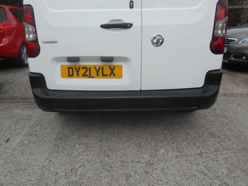Vauxhall Combo Combo 2300 Dynamic Td White #22