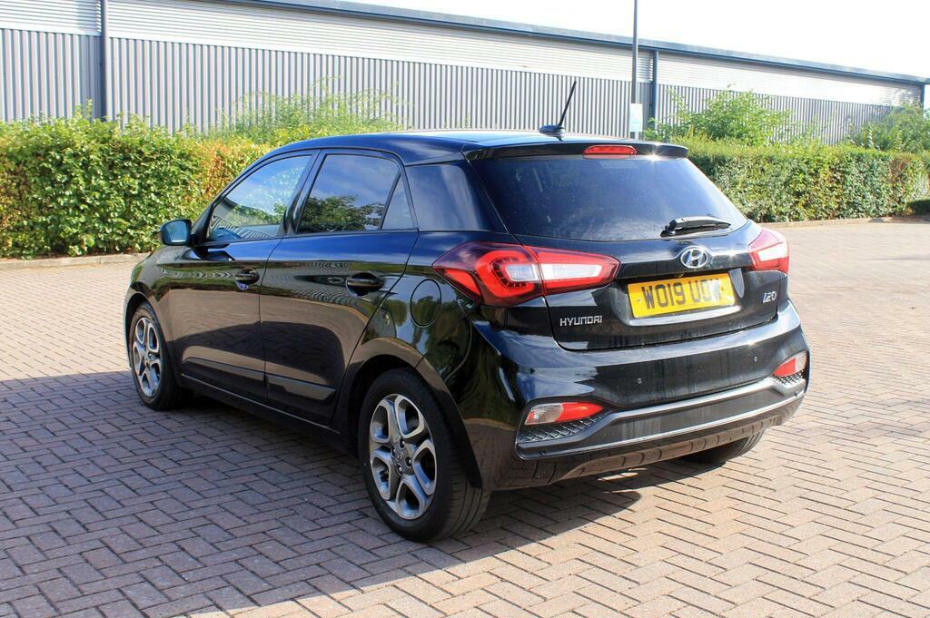 Hyundai I20 2019 Hyundai I20 1.2 Premium Nav Hatchback Pet Black #5