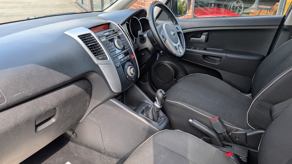 Kia Venga 1.4 Crdi 2 Mpv Euro 5 89 Bhp Blue #2