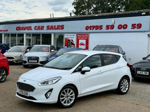 Ford Fiesta 1.0T Ecoboost Titanium ET19ZXK White
