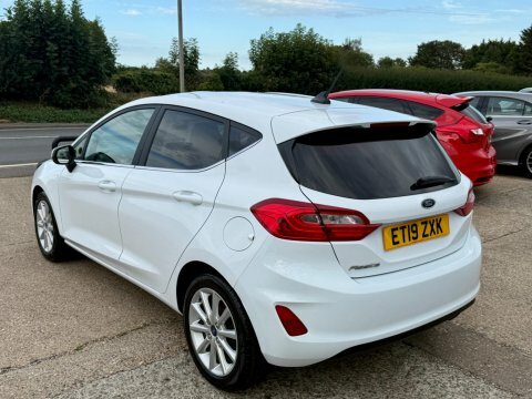 Ford Fiesta 1.0T Ecoboost Titanium ET19ZXK White #5